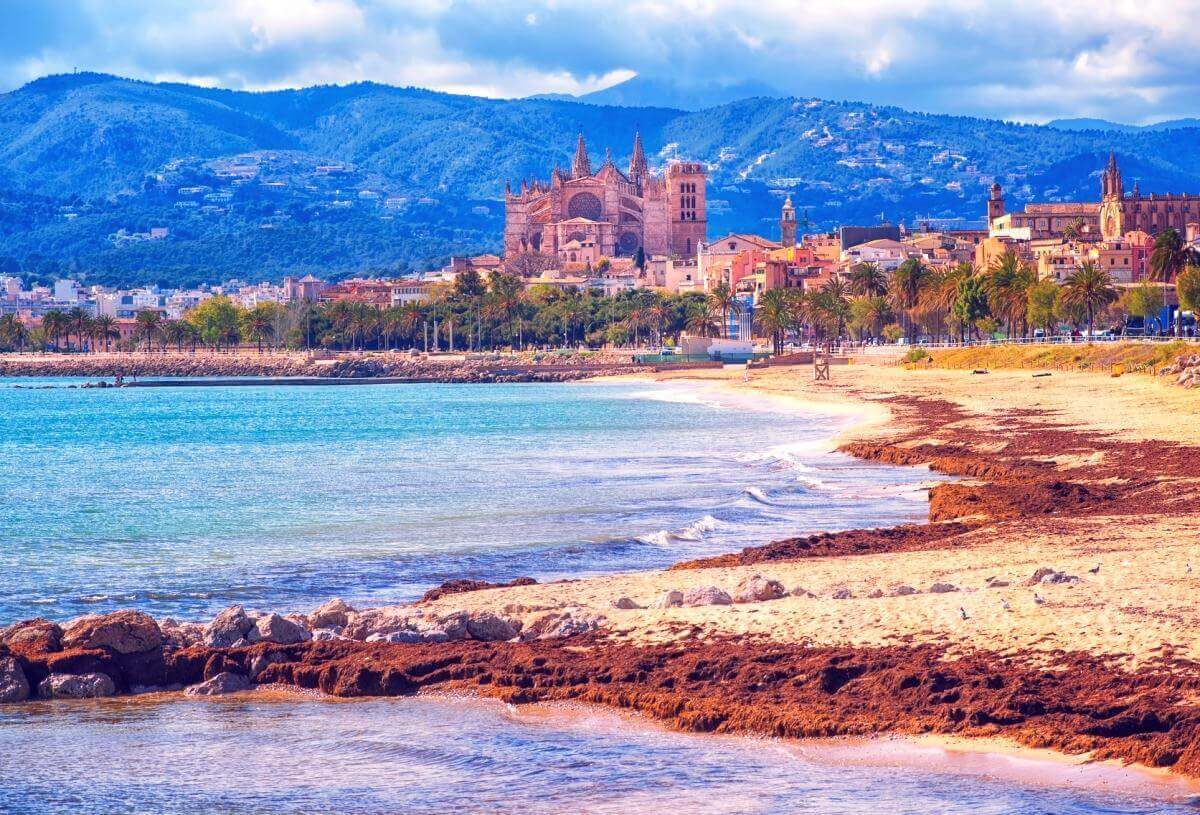 THE BALEARIC ISLANDS: EACH BALEARIC ISLAND A TOURISTIC HOTSPOT IN THE MEDITERRANEAN