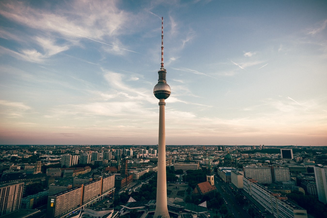 BERLIN´S TRANSITION TO A SUPER-HUB AND OTHER AIRPORTS IN EASTERN GERMANY